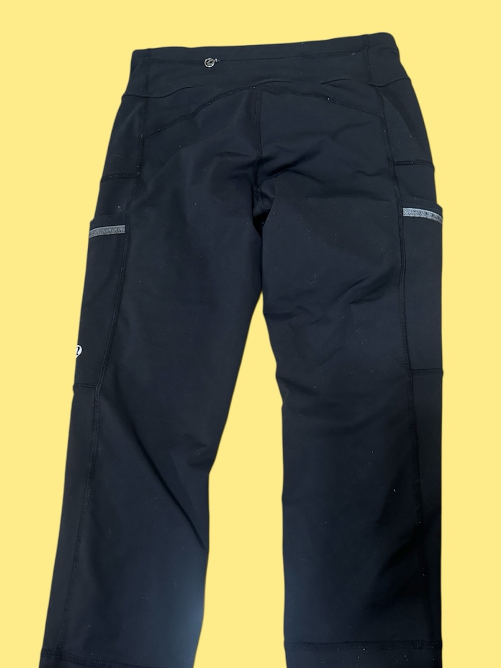 lululemon athletica Black Capri Pocket Leggings with Reflective Trim - Picture 2 of 3